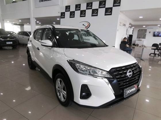 NISSAN KICKS PLAY 1.6 16V FLEXSTART ACTIVE PLUS XTRONIC NISSAN KICKS PLAY 1.6 16V FLEXSTART ACTIVE PLUS XTRONIC